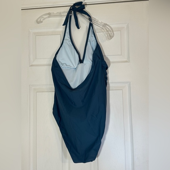 NWT Cupshe swimsuit. - Picture 3 of 10